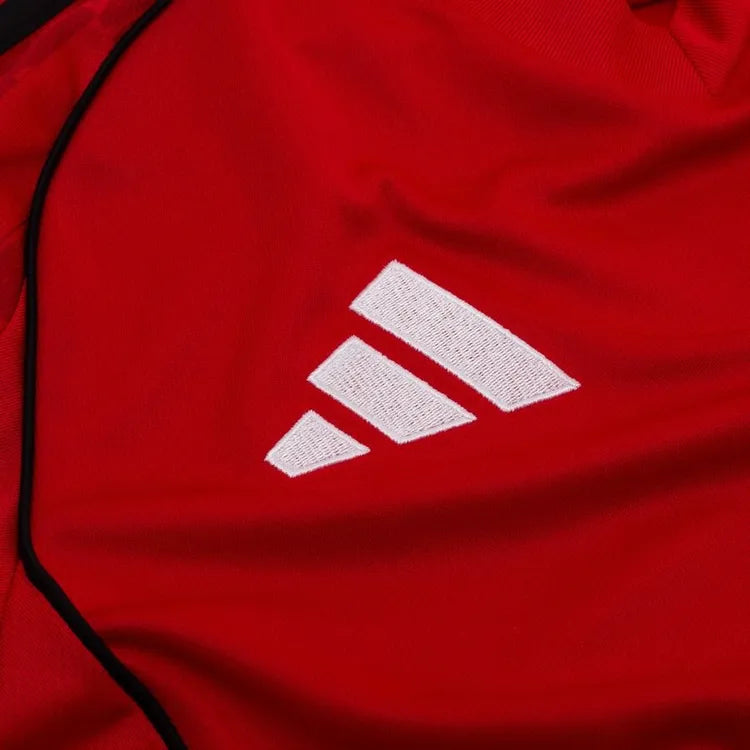 M.United Home 2025/26